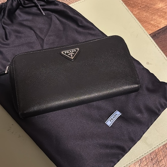 EUC Prada Saffiano Leather Zip Around Wallet - Picture 3 of 16